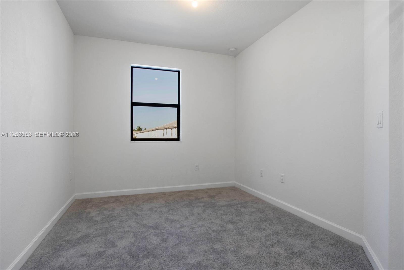 PINE ISLE - Residential