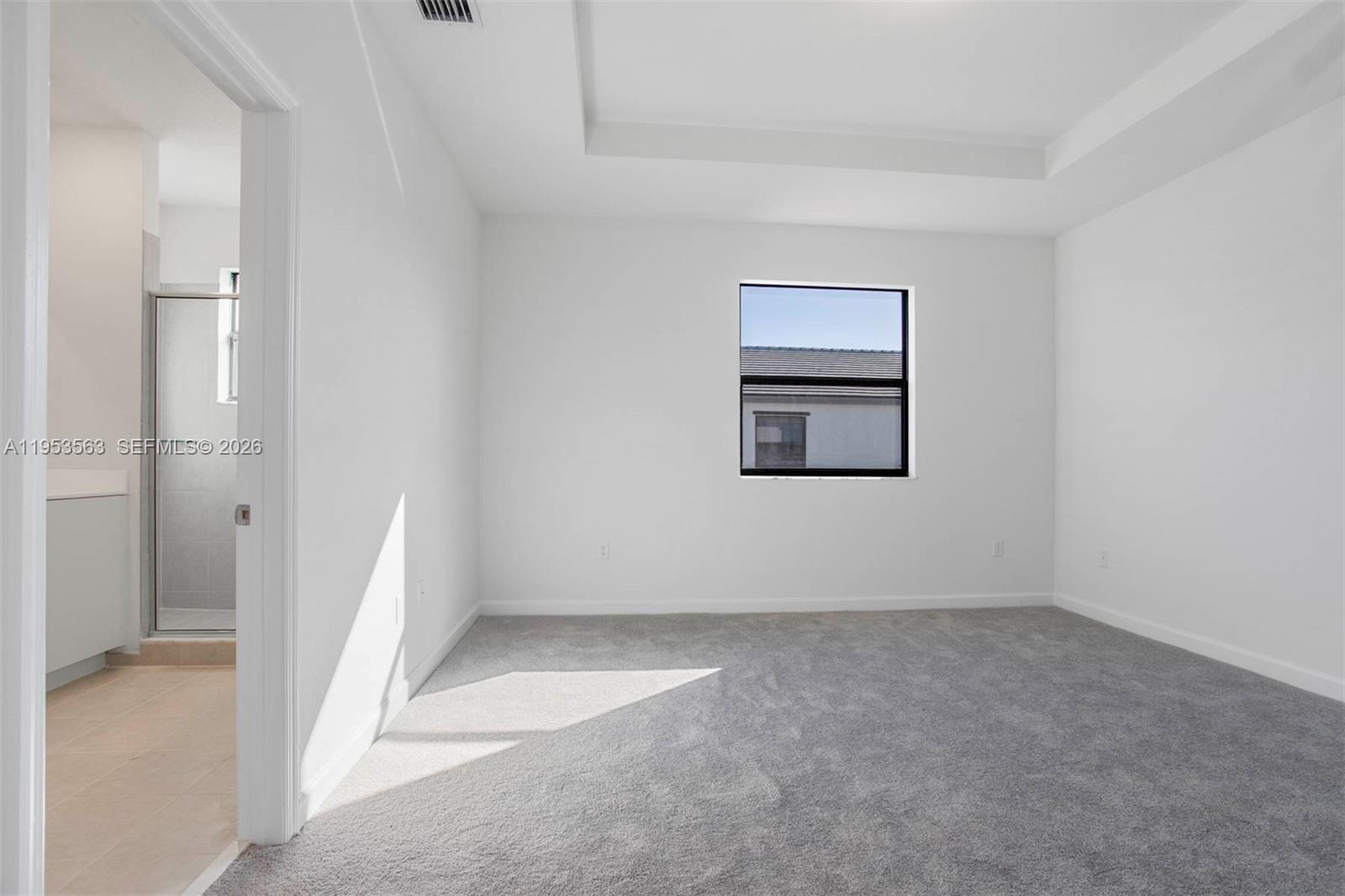 PINE ISLE - Residential