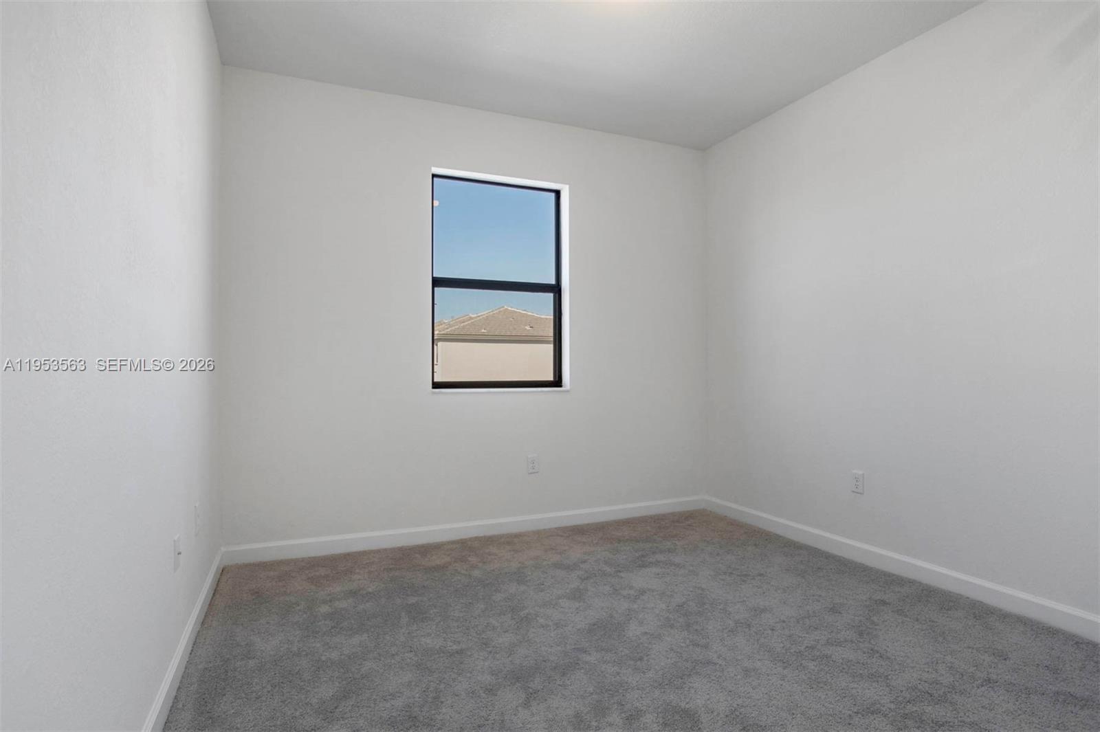 PINE ISLE - Residential