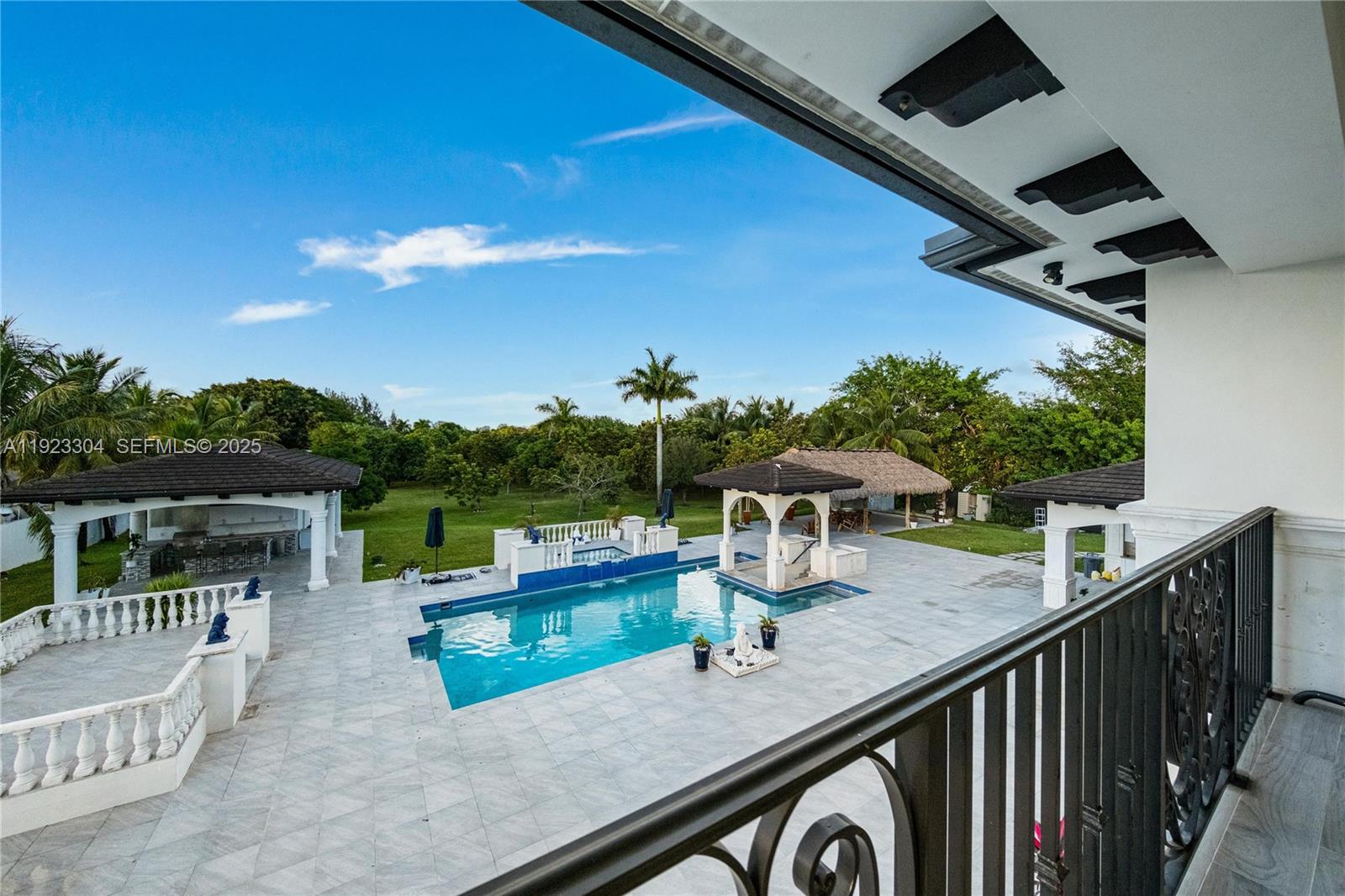 BIRD ROAD FARMSITES - Residential