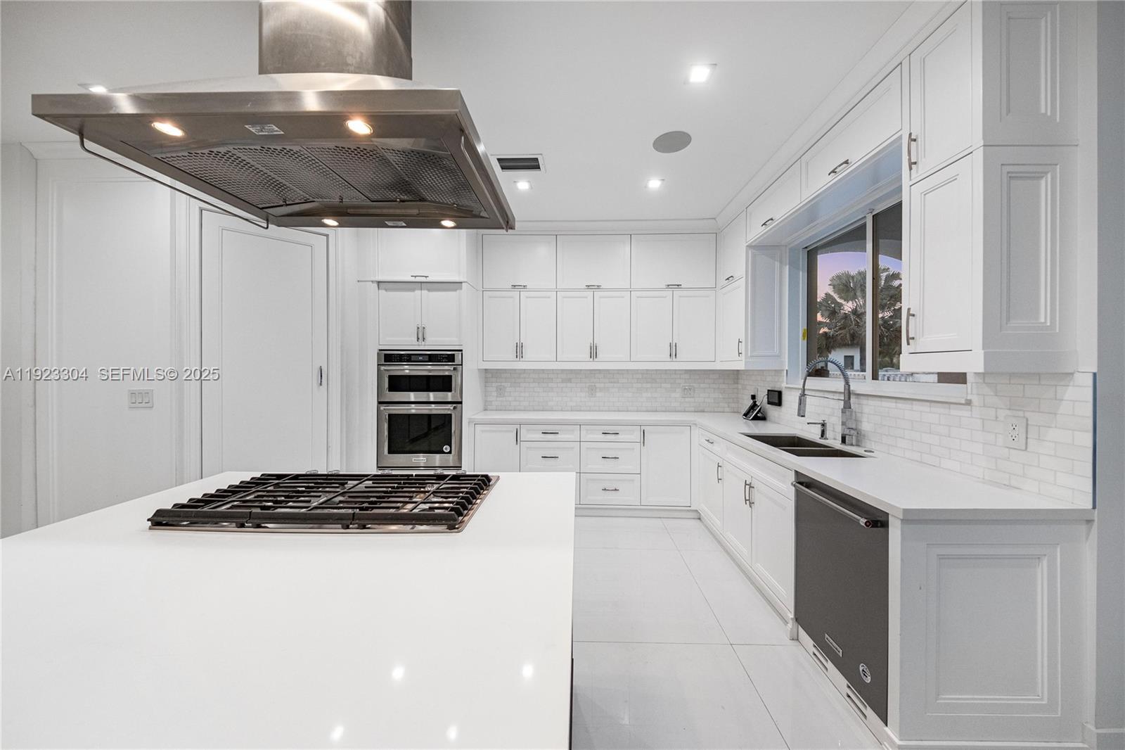 BIRD ROAD FARMSITES - Residential