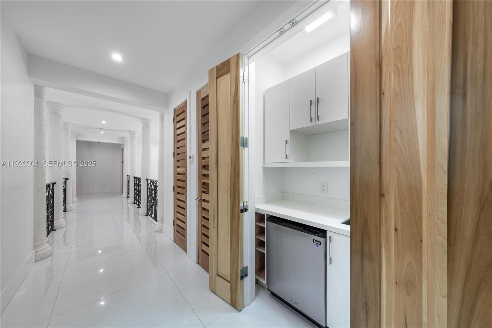 BIRD ROAD FARMSITES - Residential