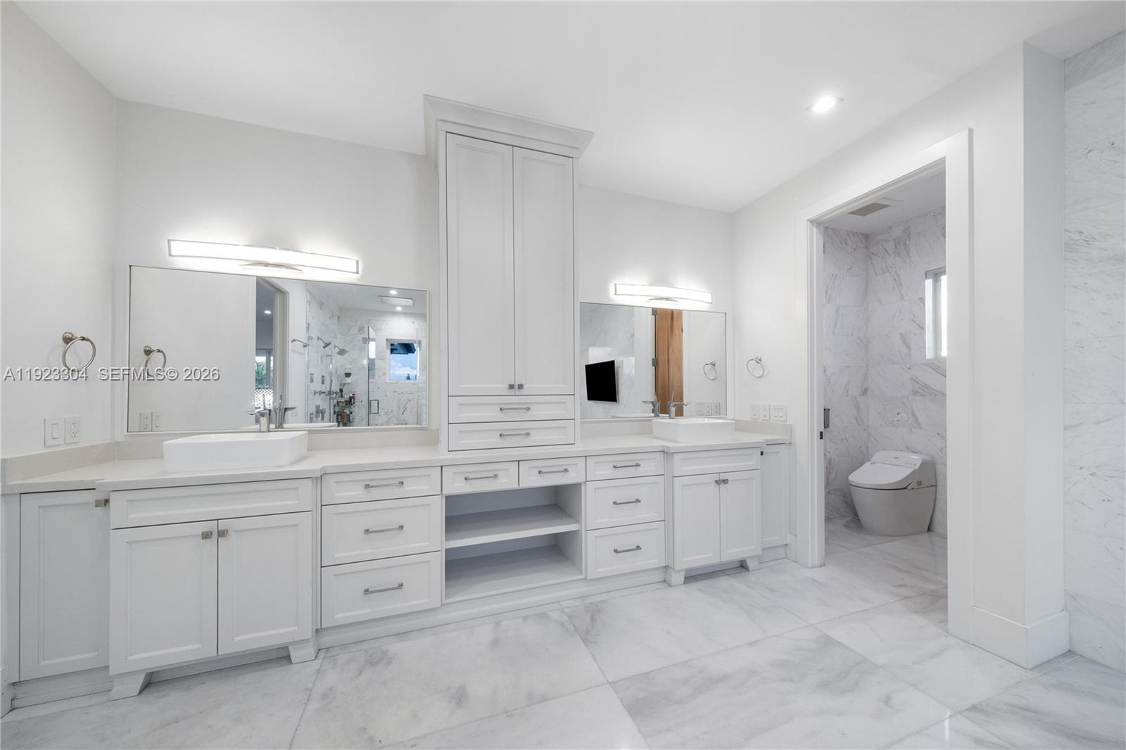 BIRD ROAD FARMSITES - Residential