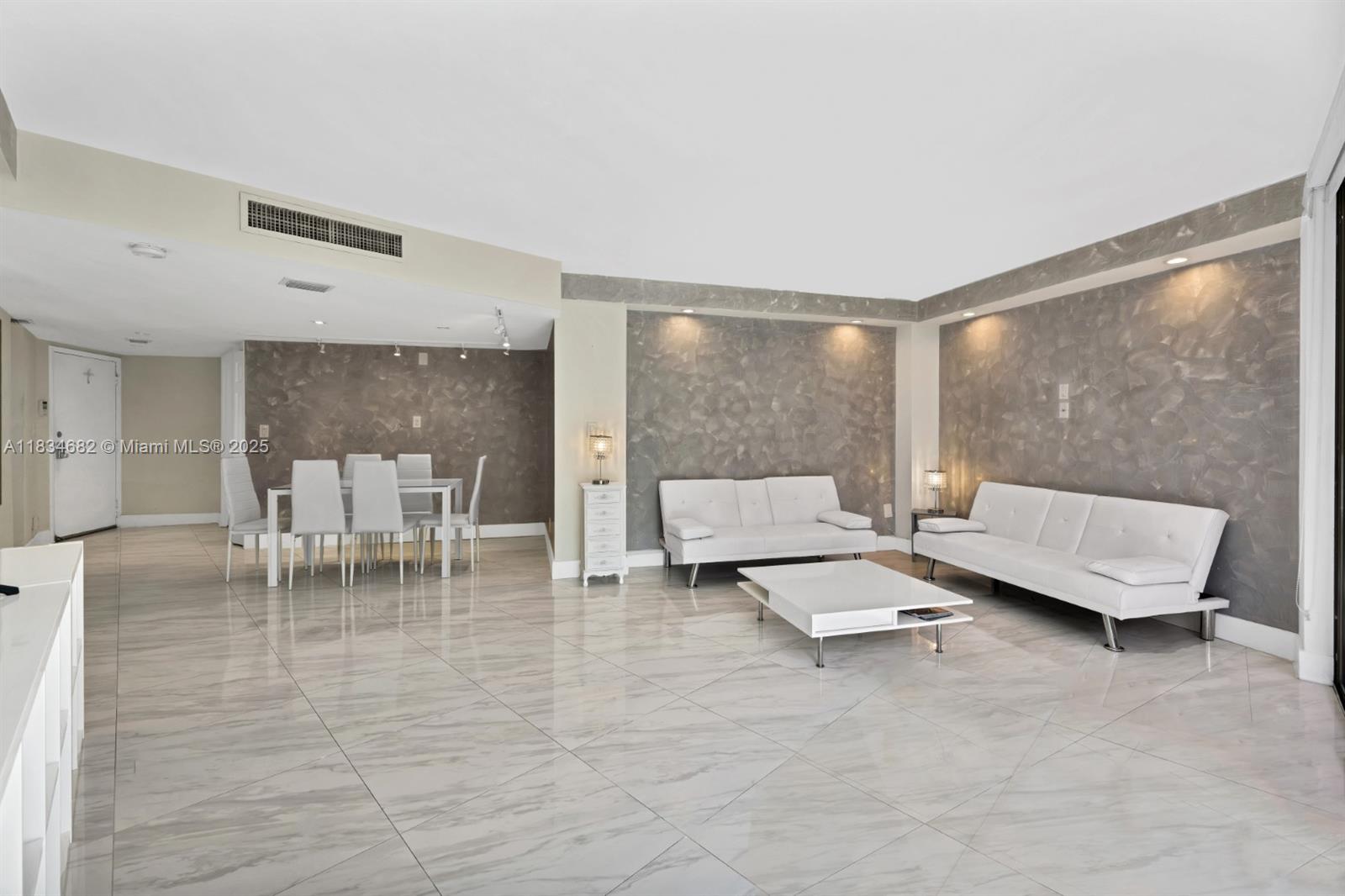 BRAVURA II CONDO - Residential Lease