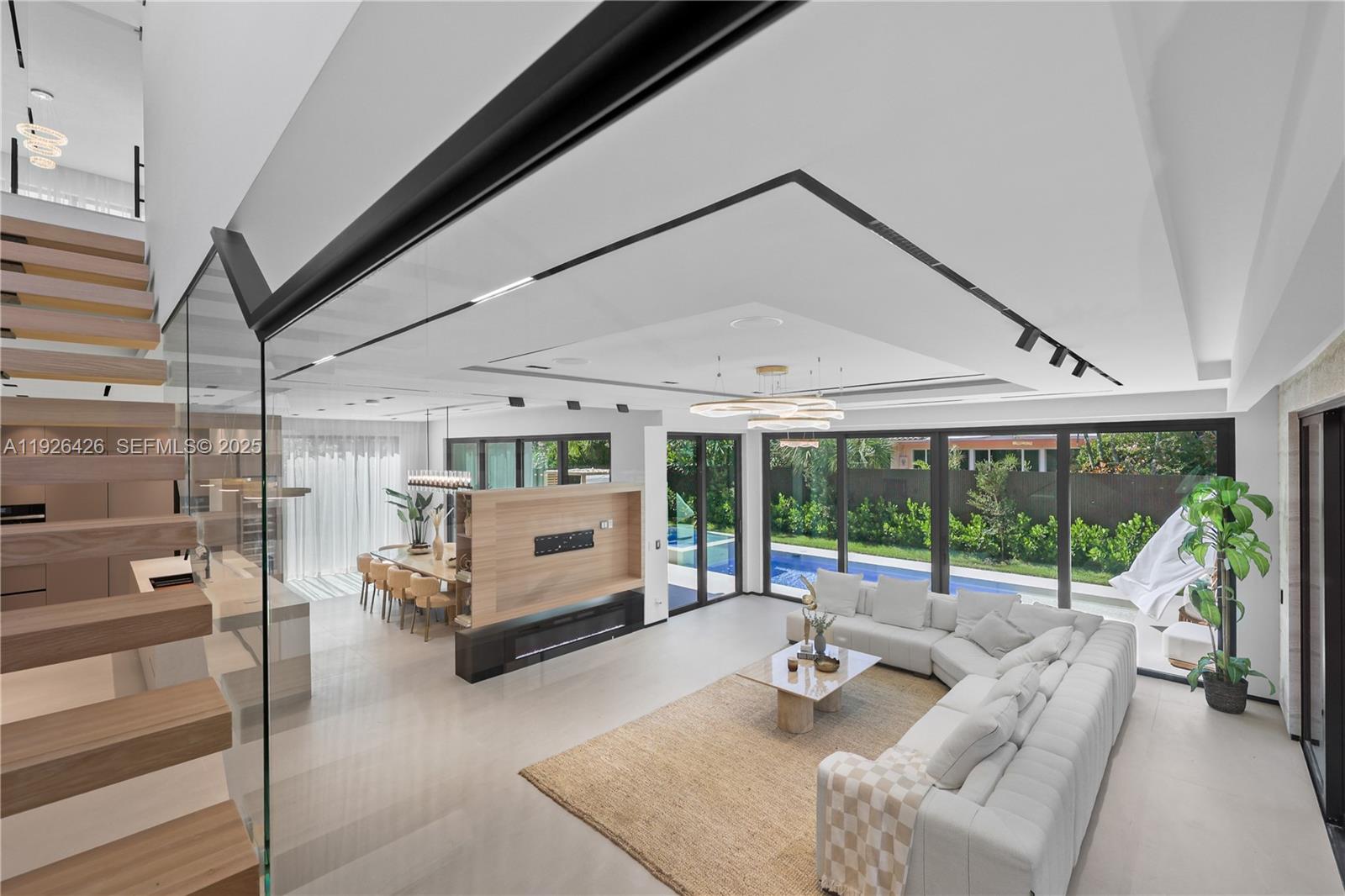 SILVER SHORES-SUB TRACT - Residential