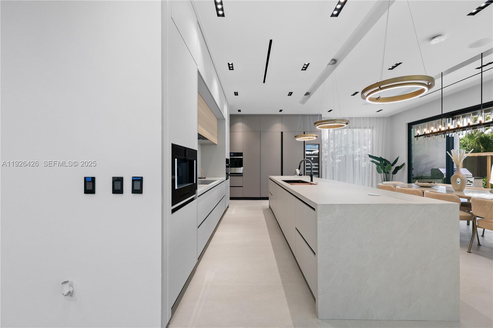 SILVER SHORES-SUB TRACT - Residential