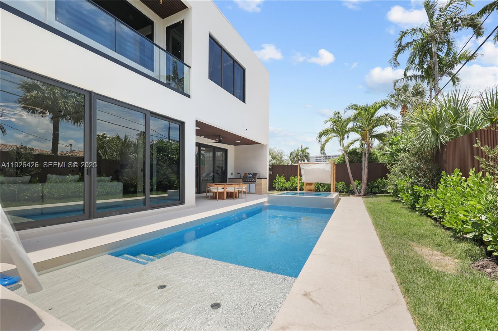 SILVER SHORES-SUB TRACT - Residential