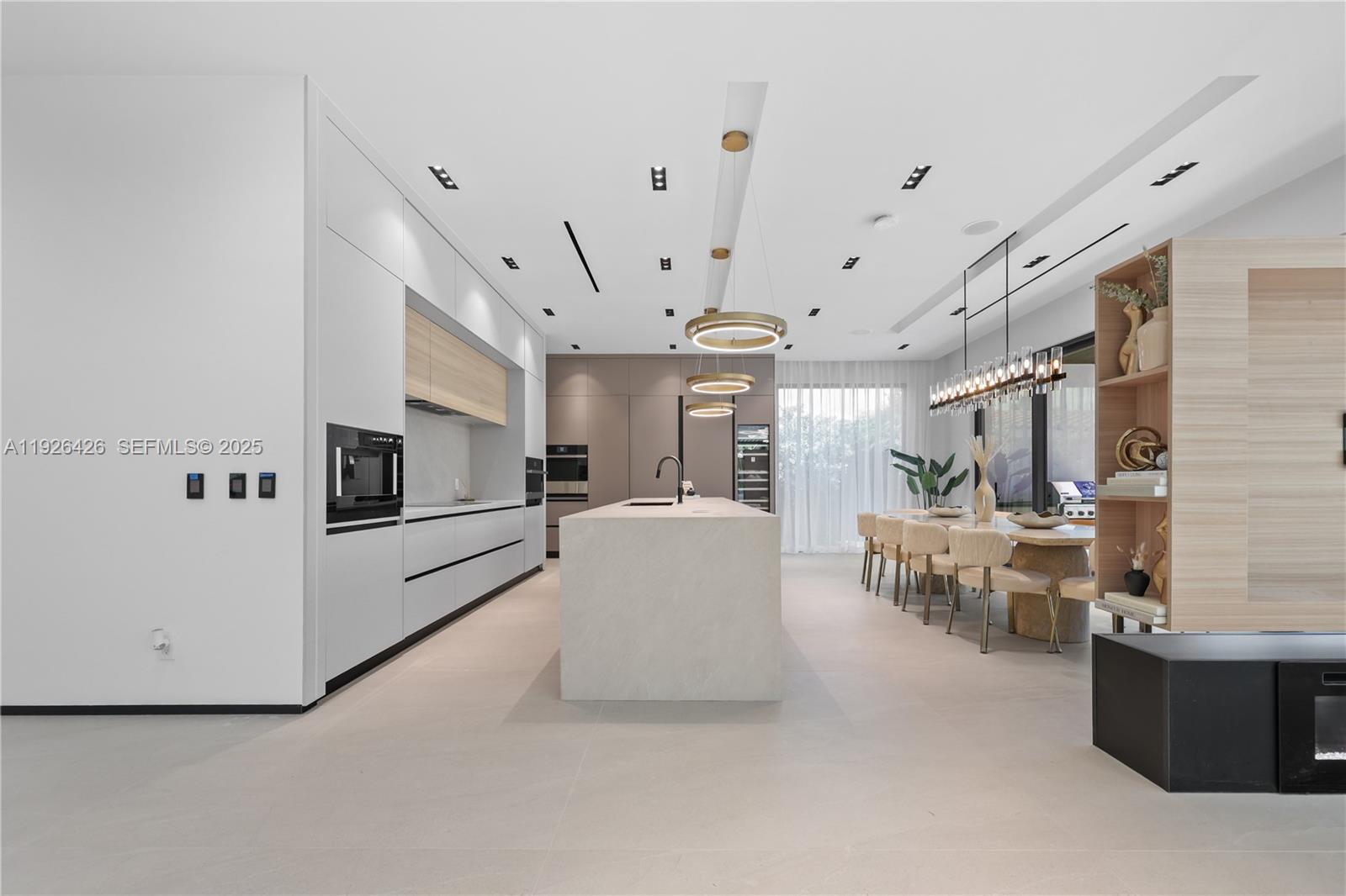 SILVER SHORES-SUB TRACT - Residential