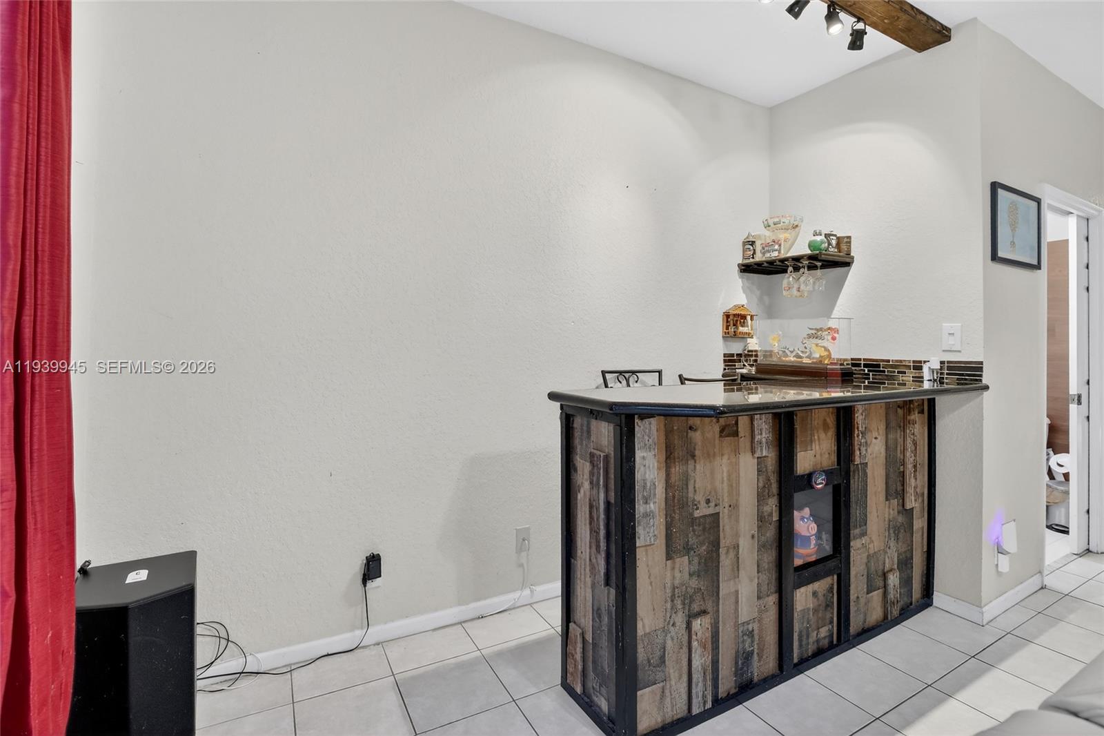 C & P PROPERTIES PLAT - Residential Lease