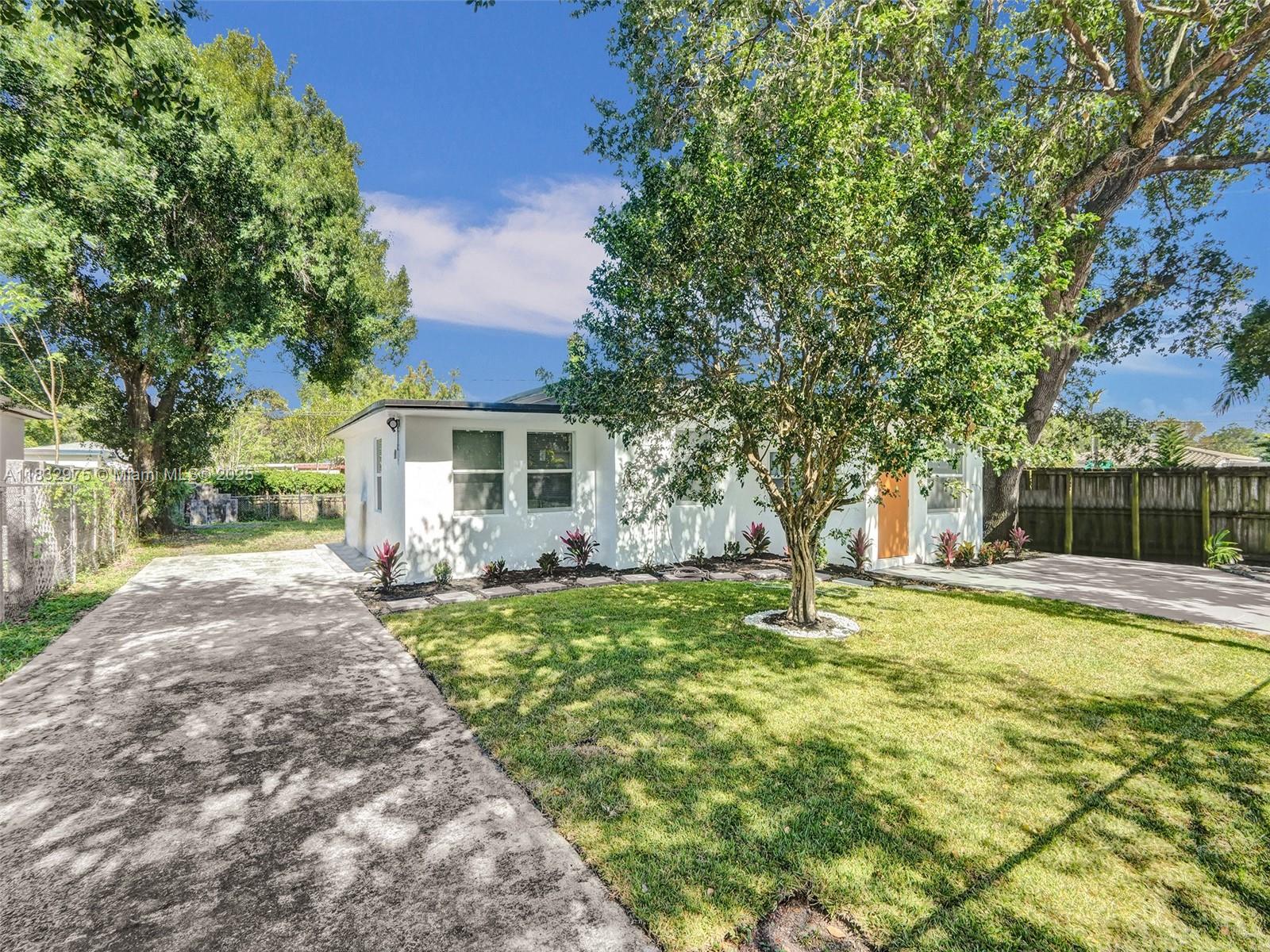 2720 SW 13th Ave