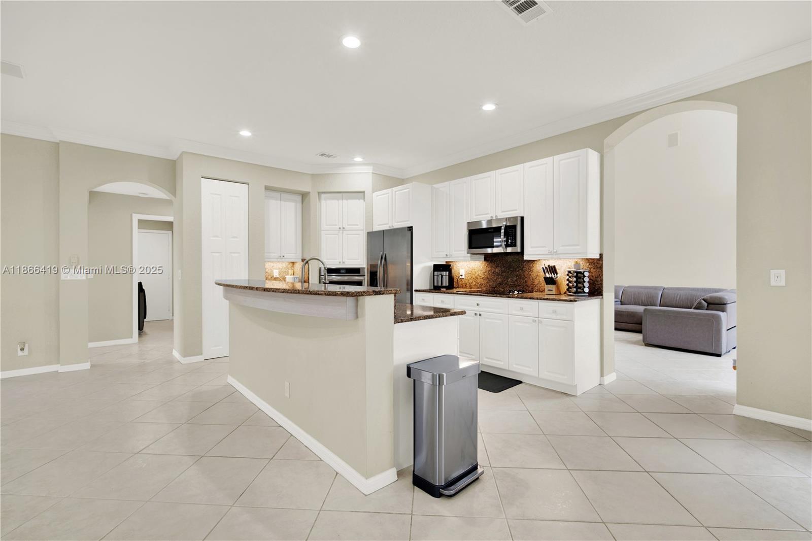 SHORES AT BOCA RATON PH 1 - Residential