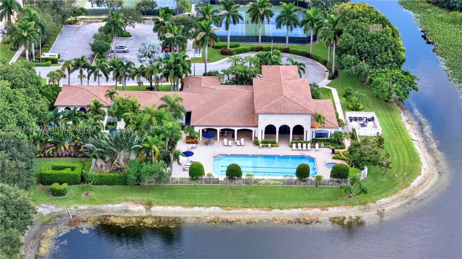 SHORES AT BOCA RATON PH 1 - Residential