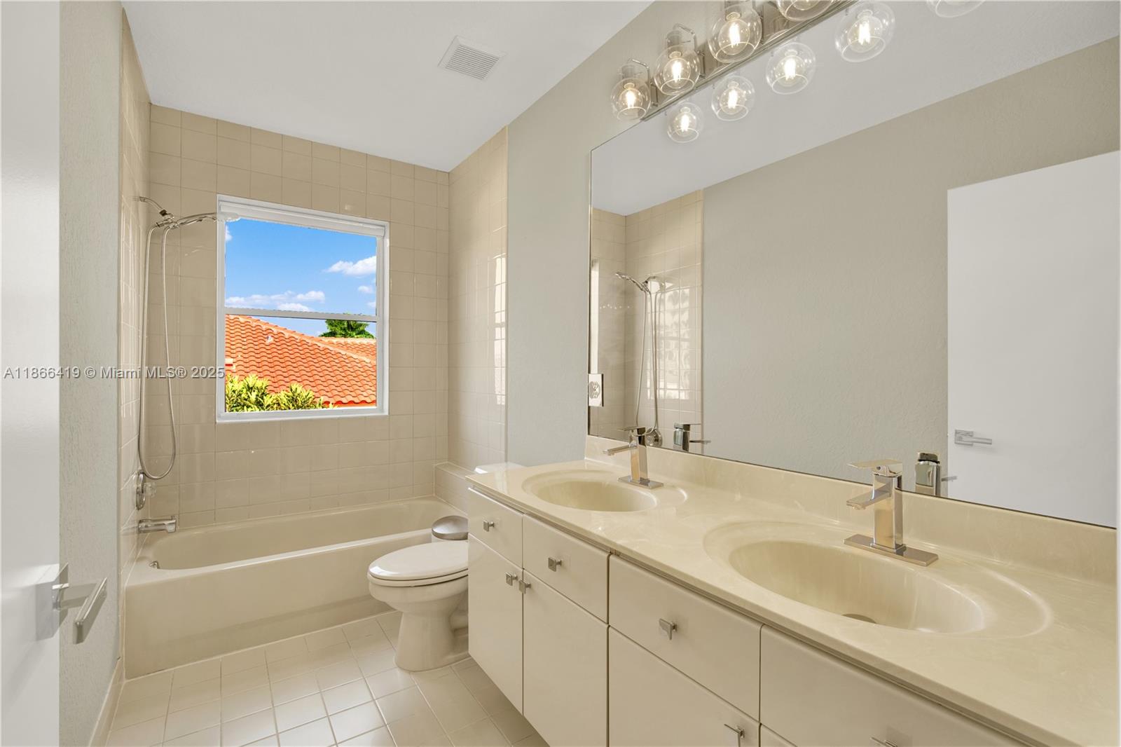 SHORES AT BOCA RATON PH 1 - Residential
