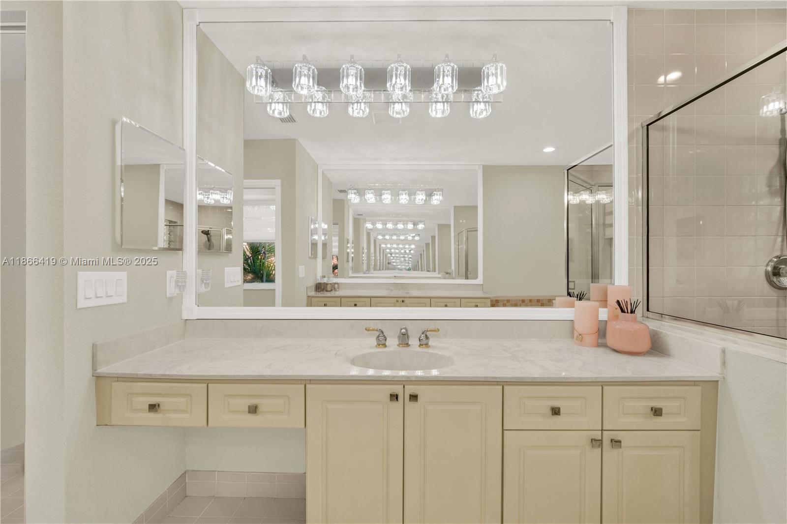 SHORES AT BOCA RATON PH 1 - Residential