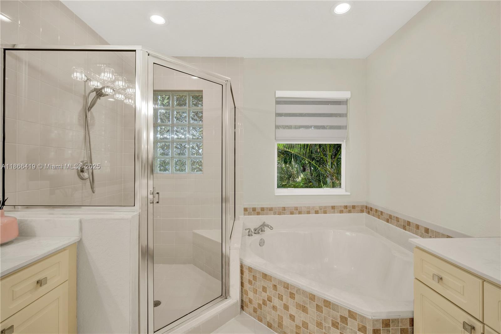 SHORES AT BOCA RATON PH 1 - Residential