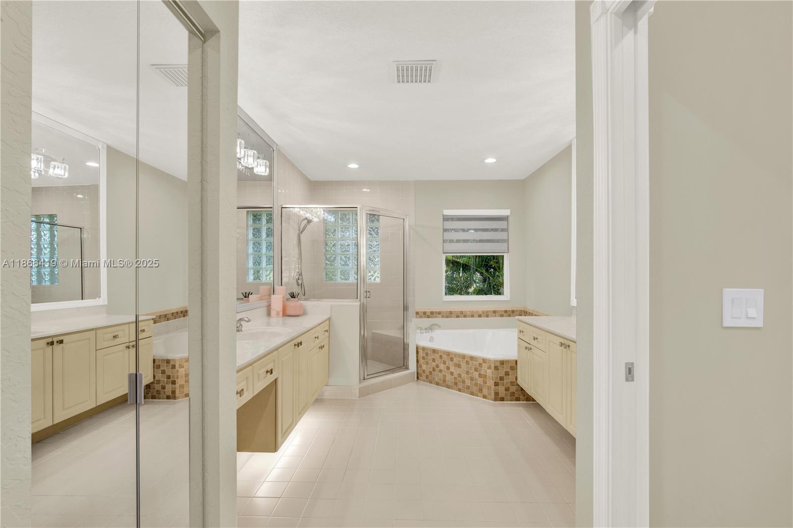 SHORES AT BOCA RATON PH 1 - Residential