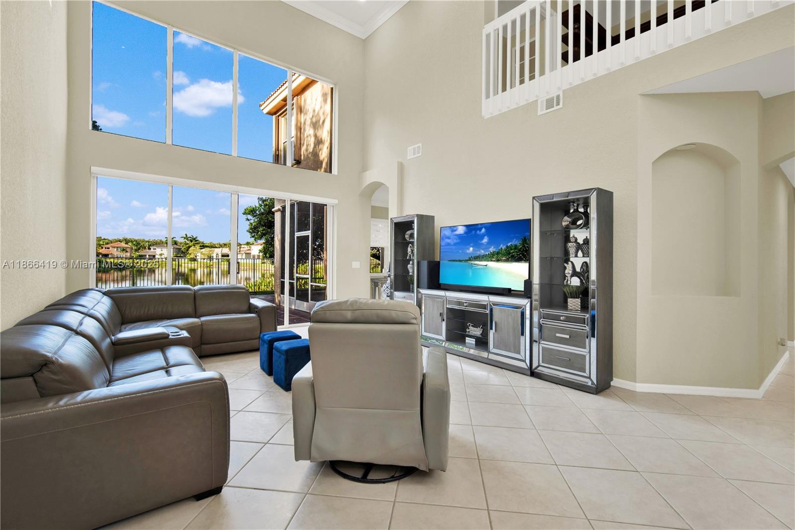 SHORES AT BOCA RATON PH 1 - Residential