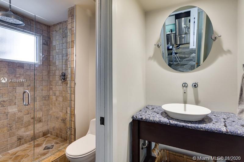 BAY HOMES SUB DB 338-23 - Residential