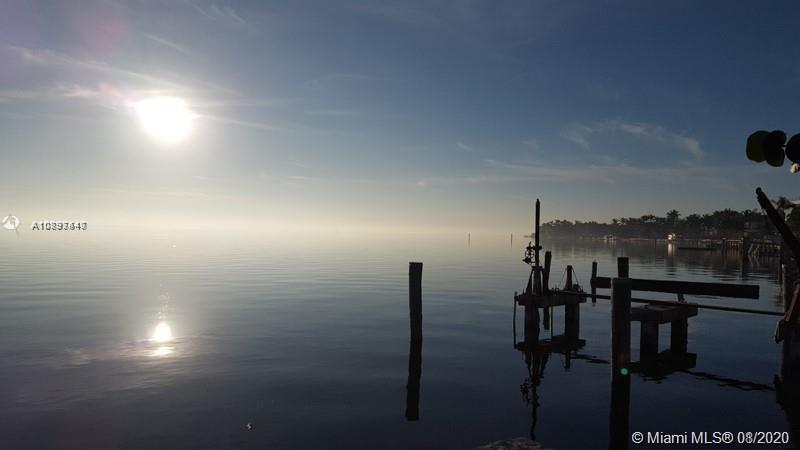 BAY HOMES SUB DB 338-23 - Residential