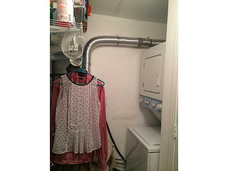 METROPOLIS II AT DADELAND - Residential Lease