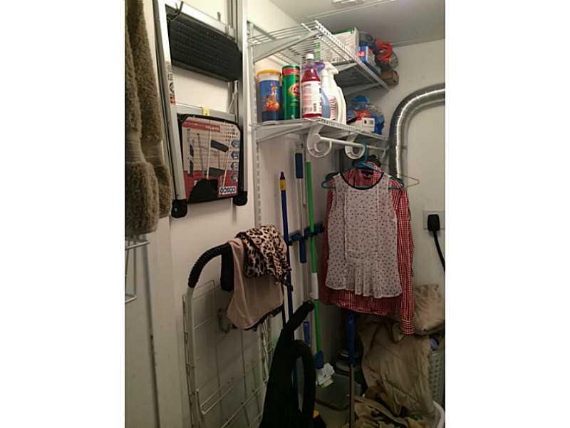 METROPOLIS II AT DADELAND - Residential Lease