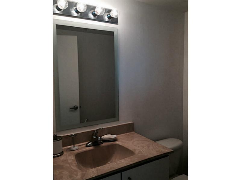 METROPOLIS II AT DADELAND - Residential Lease