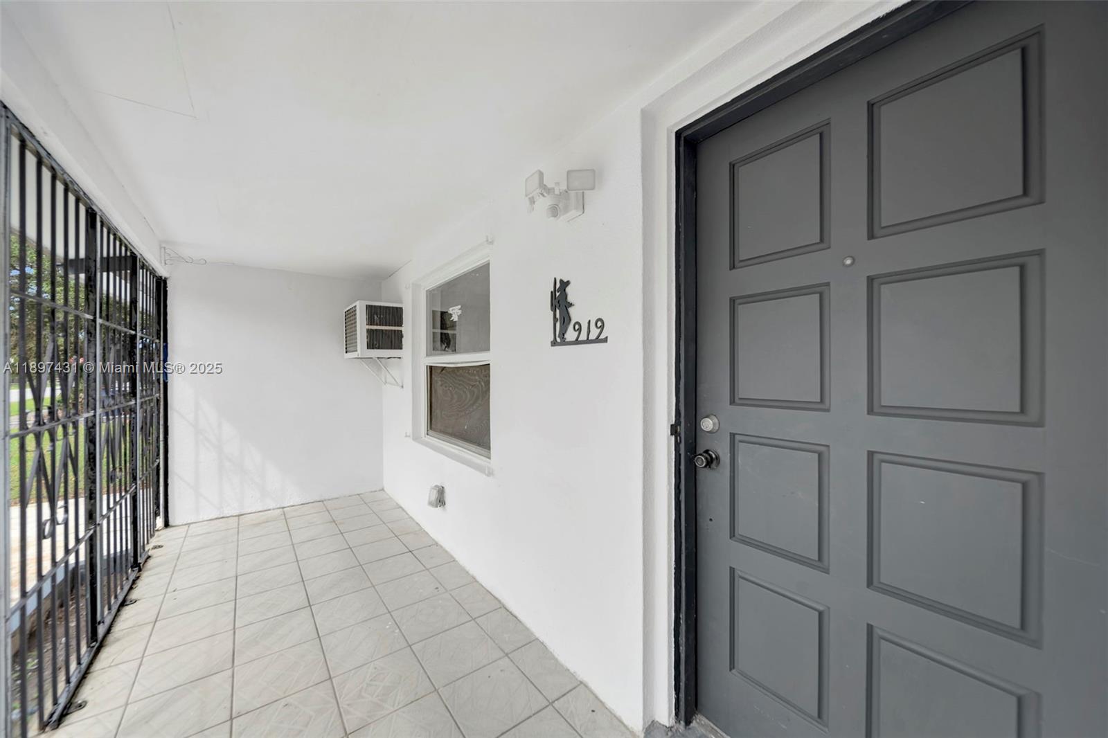 STEPHEN MANOR - Residential