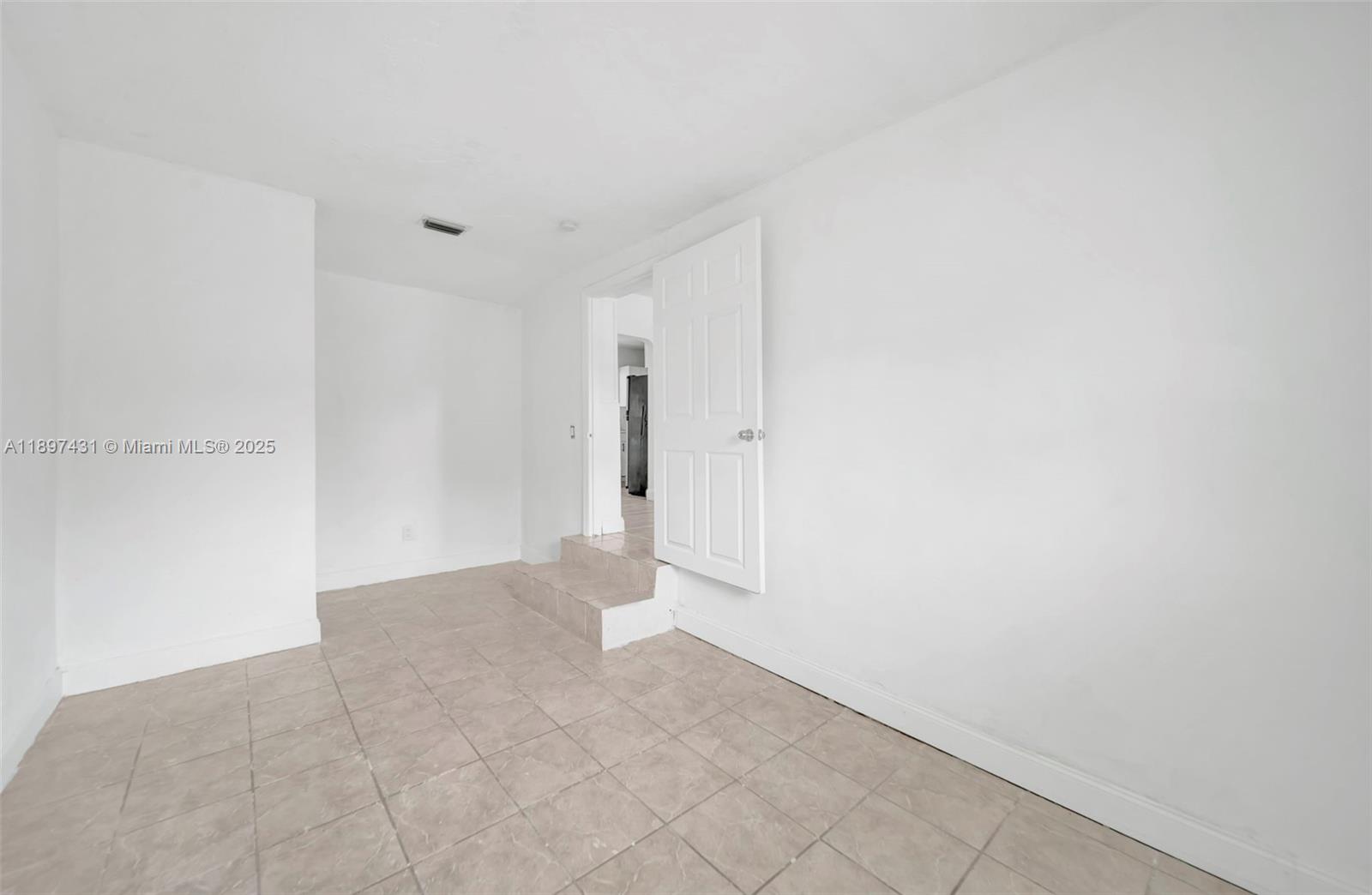 STEPHEN MANOR - Residential