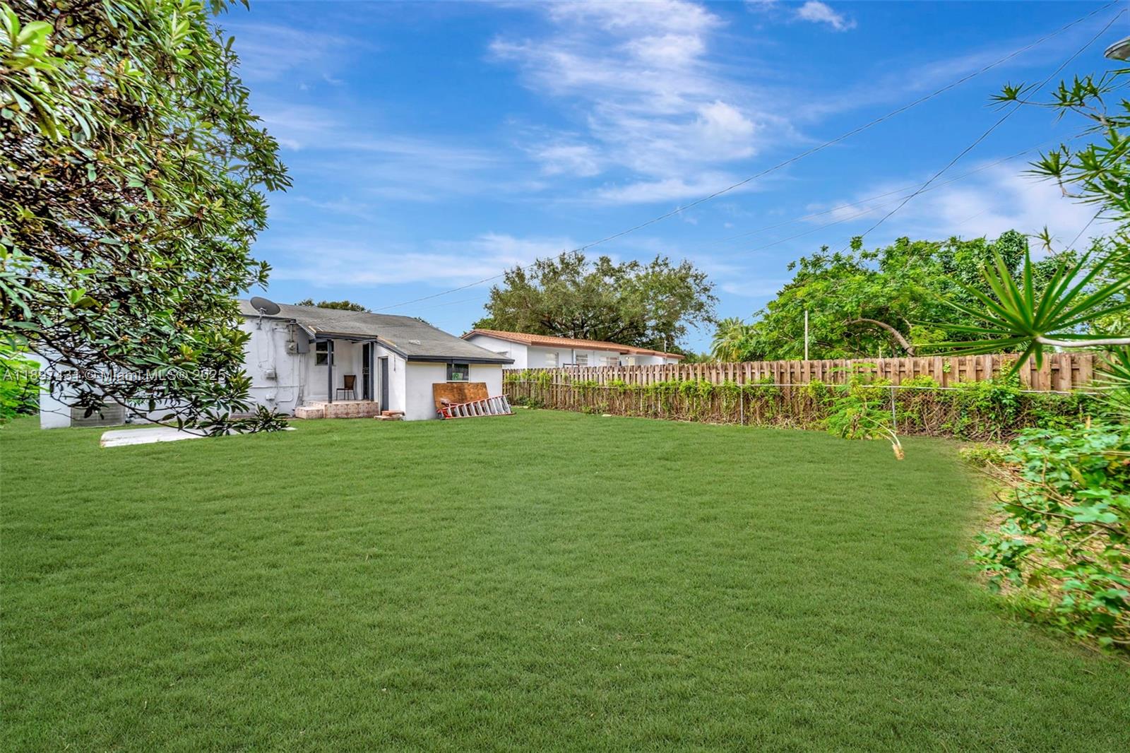 STEPHEN MANOR - Residential