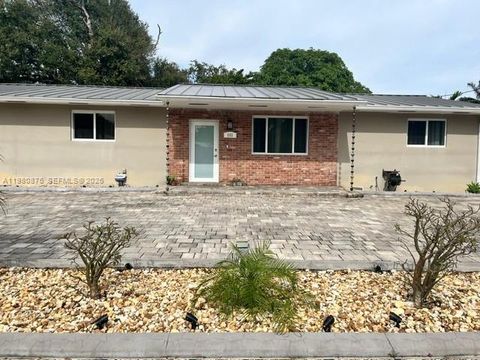 Photo of 685 W 77th St, Hialeah, FL 33014 (MLS # A11980876)