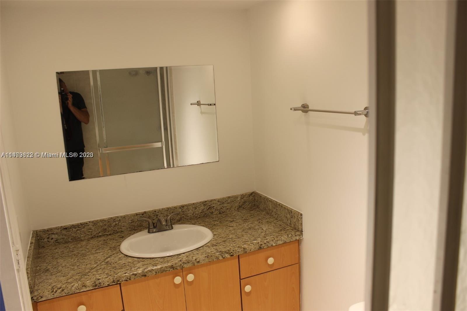MEADOWBROOK TOWERS CONDO - Residential