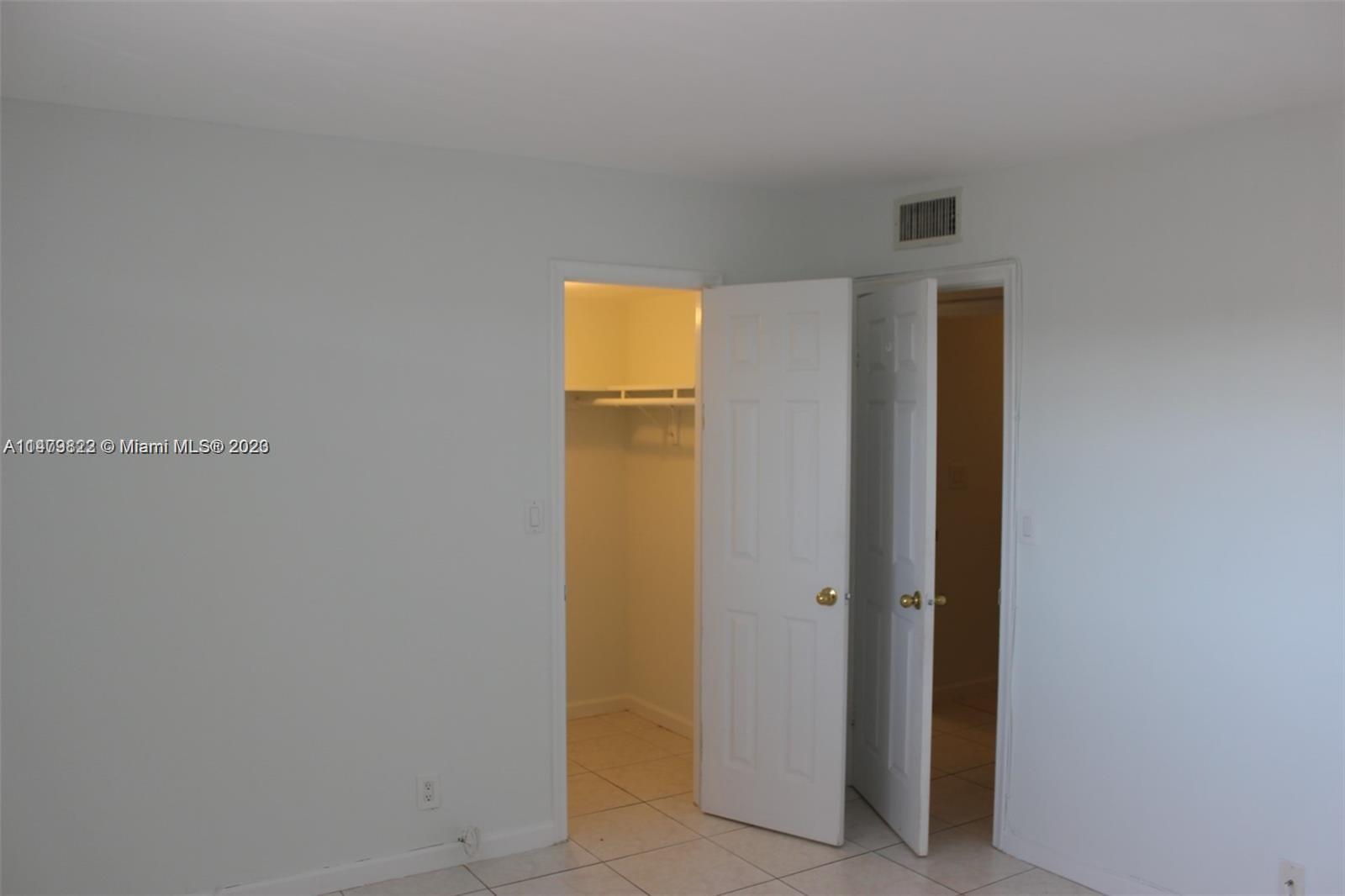 MEADOWBROOK TOWERS CONDO - Residential