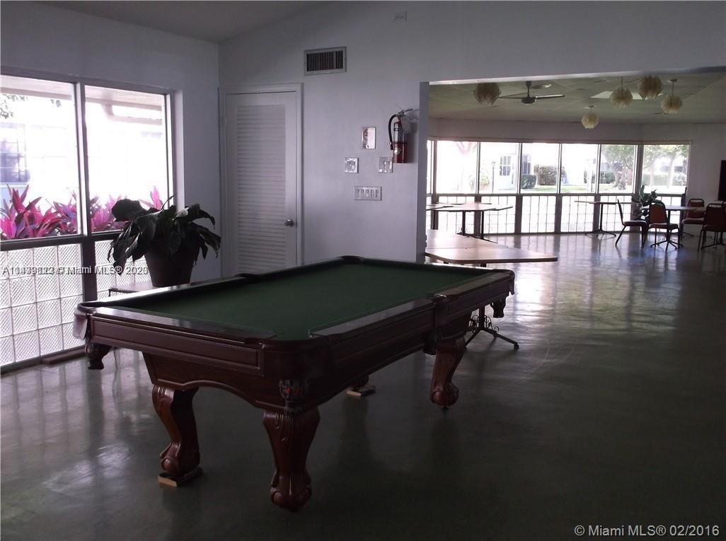 MEADOWBROOK TOWERS CONDO - Residential