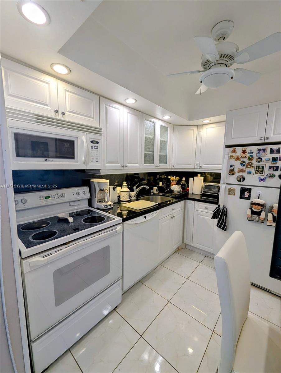 20335 W Country Club Dr 2102