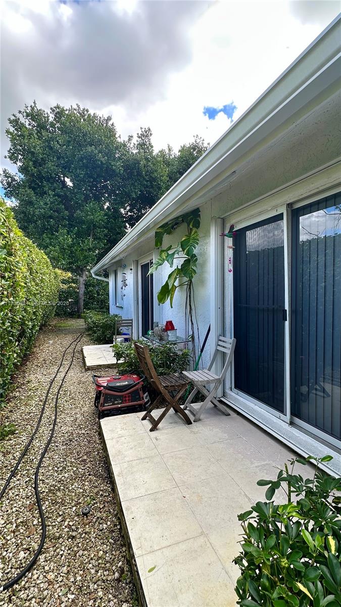 MC BRIDE 142-47 B - Residential Income