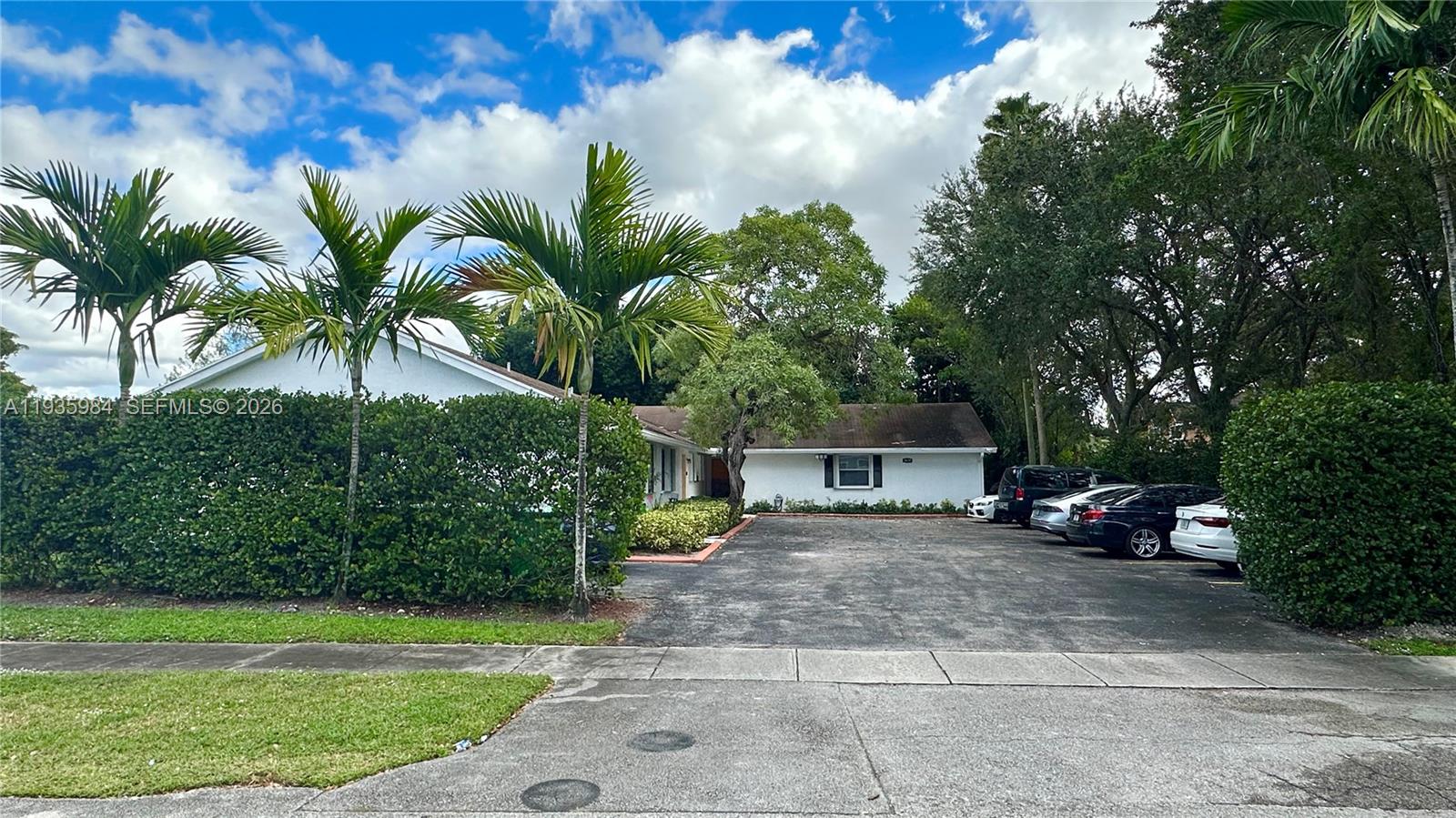 MC BRIDE 142-47 B - Residential Income