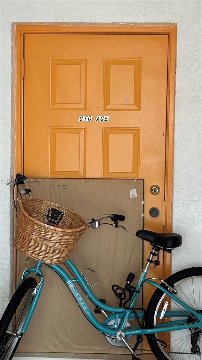 MC BRIDE 142-47 B - Residential Income