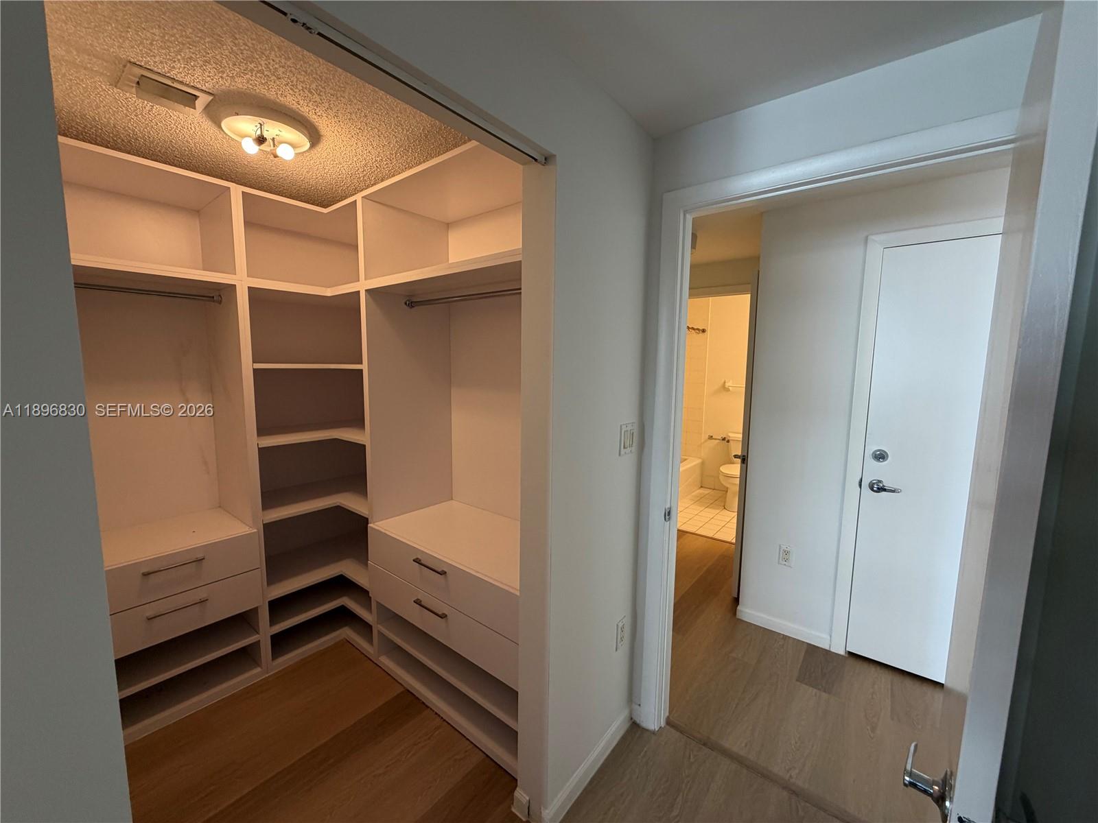 185 SE 14th Ter 1411