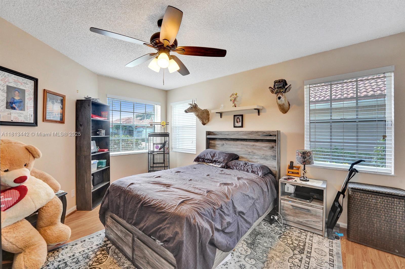SAWGRASS LAKES HOMES - Residential
