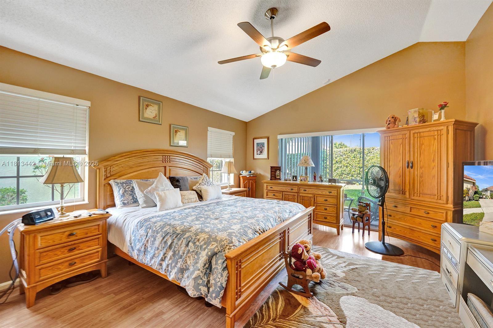 SAWGRASS LAKES HOMES - Residential