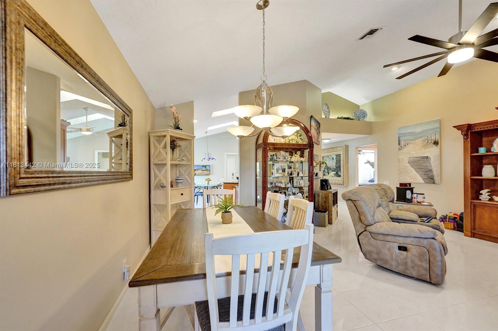 SAWGRASS LAKES HOMES - Residential