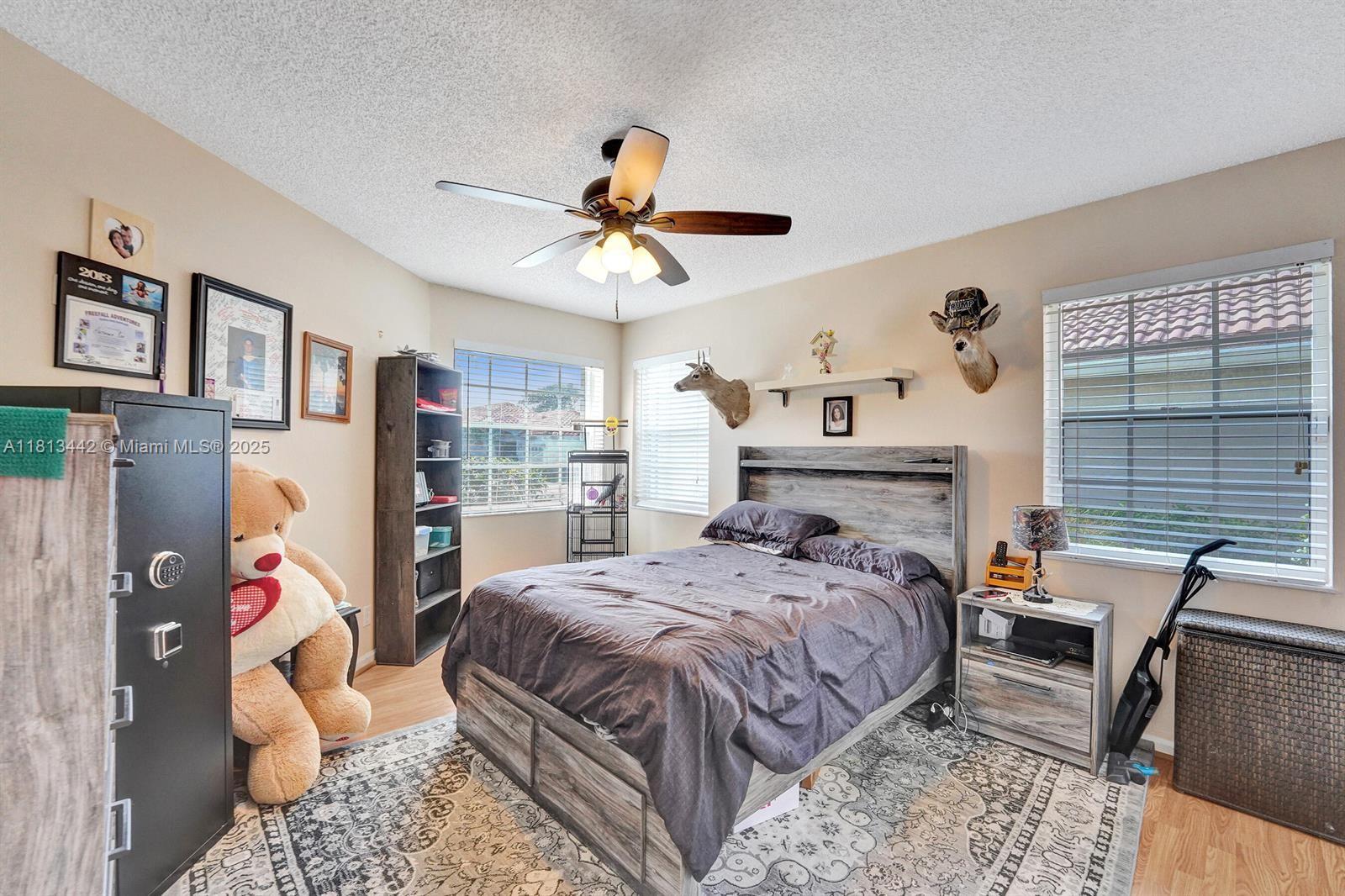 SAWGRASS LAKES HOMES - Residential