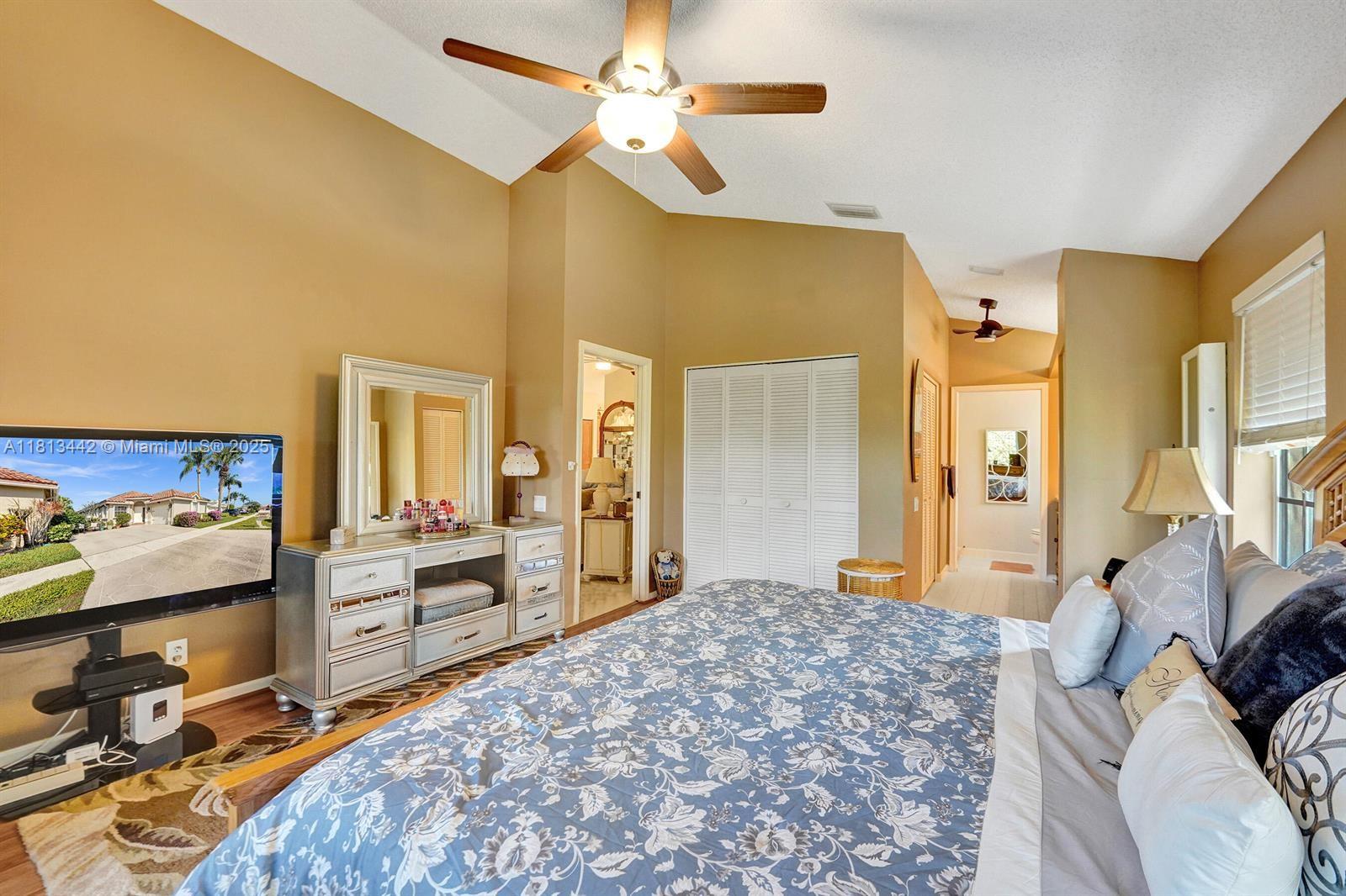 SAWGRASS LAKES HOMES - Residential