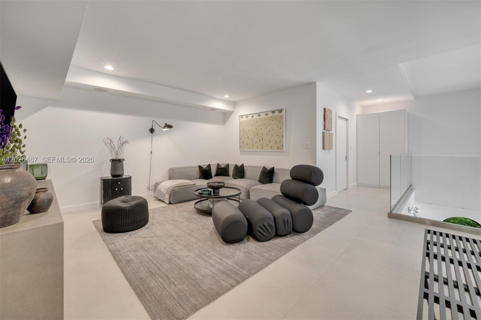 TOWERS QUAYSIDE CT-YARD V - Residential