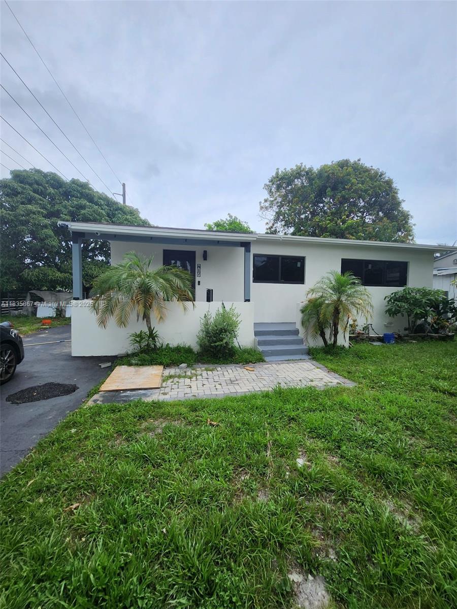 817 NW 17th St