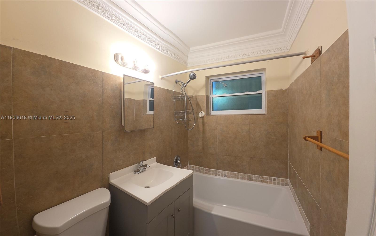 BISCAYNE VILLAGE HEIGHTS - Residential Lease