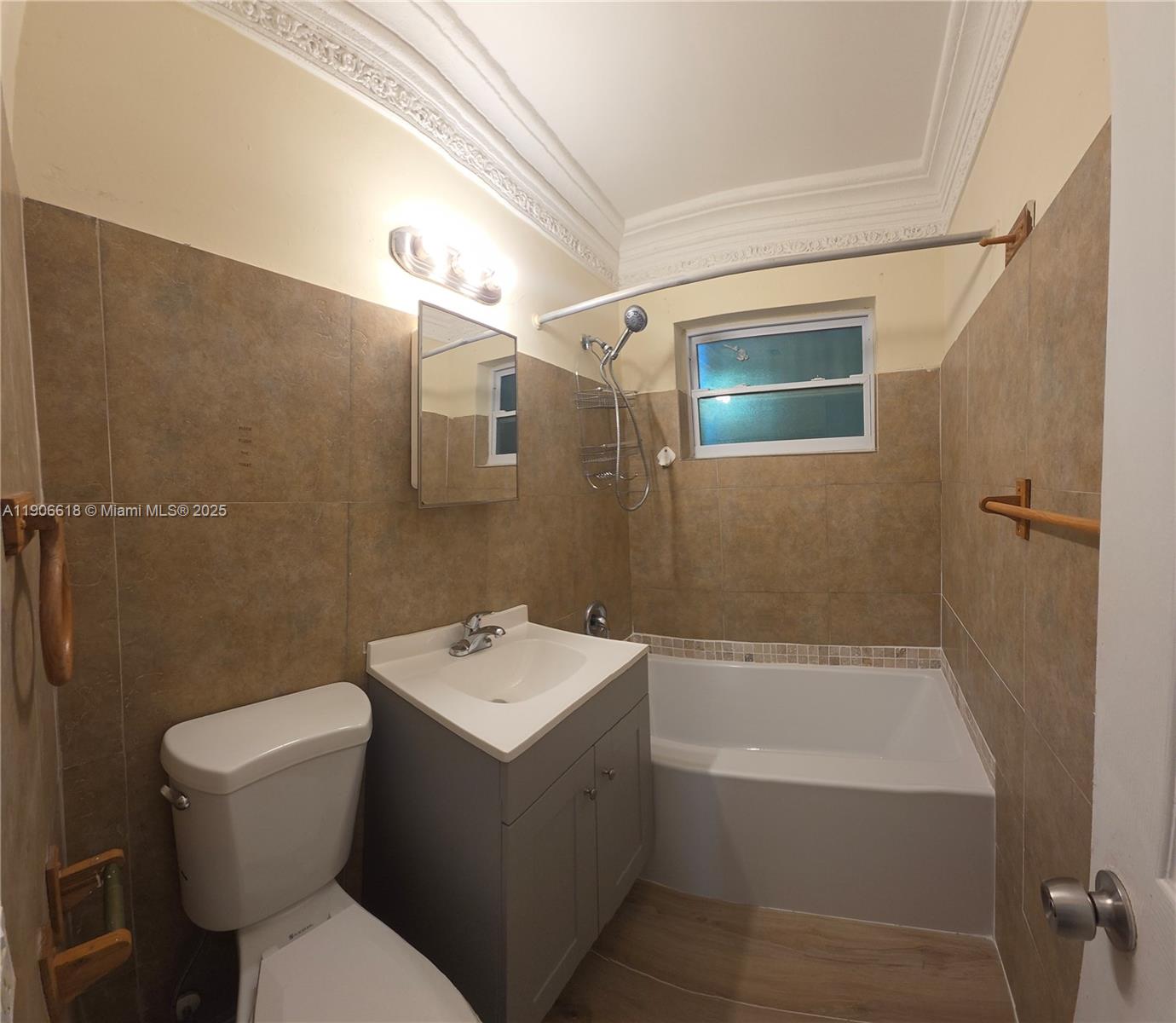 BISCAYNE VILLAGE HEIGHTS - Residential Lease