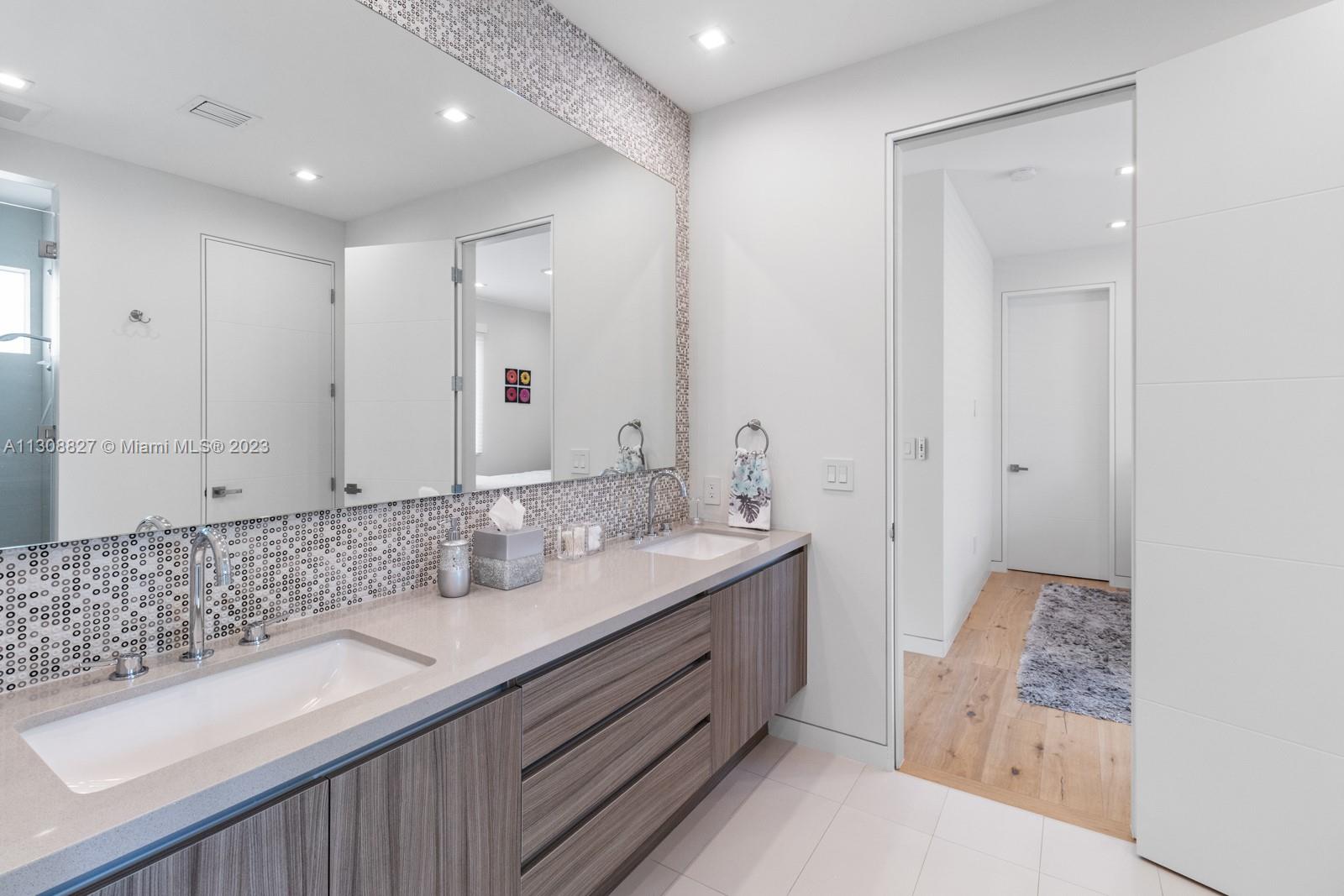 WOODRIDGE SUB - Residential