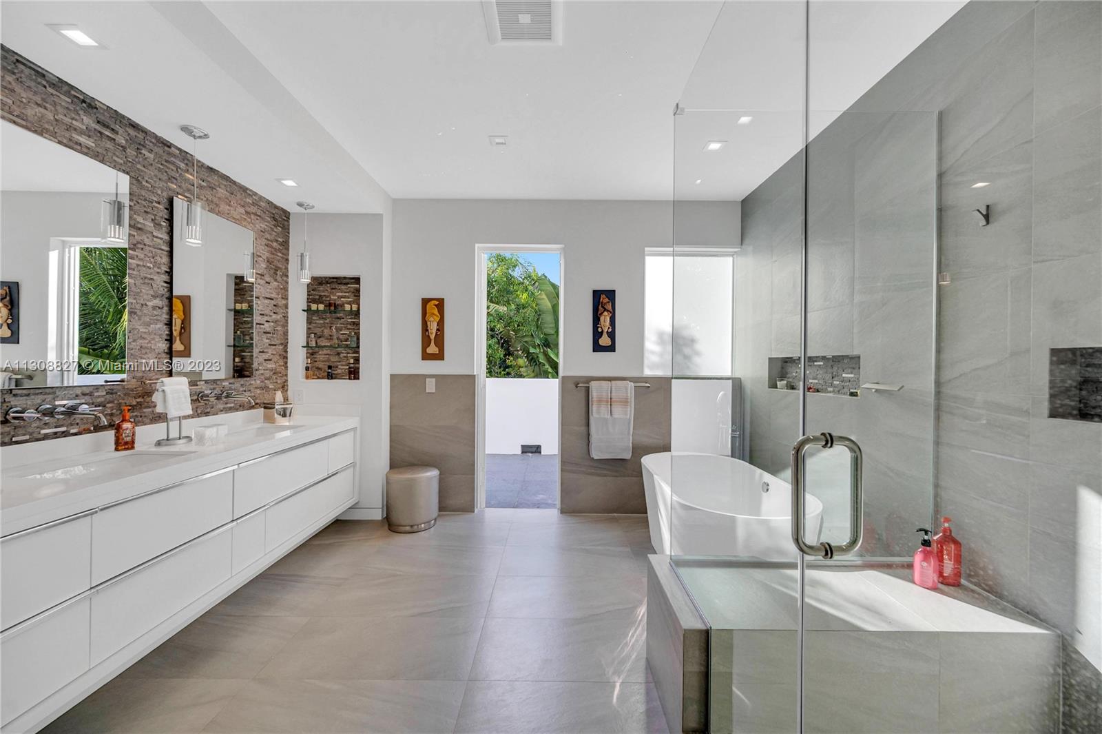 WOODRIDGE SUB - Residential