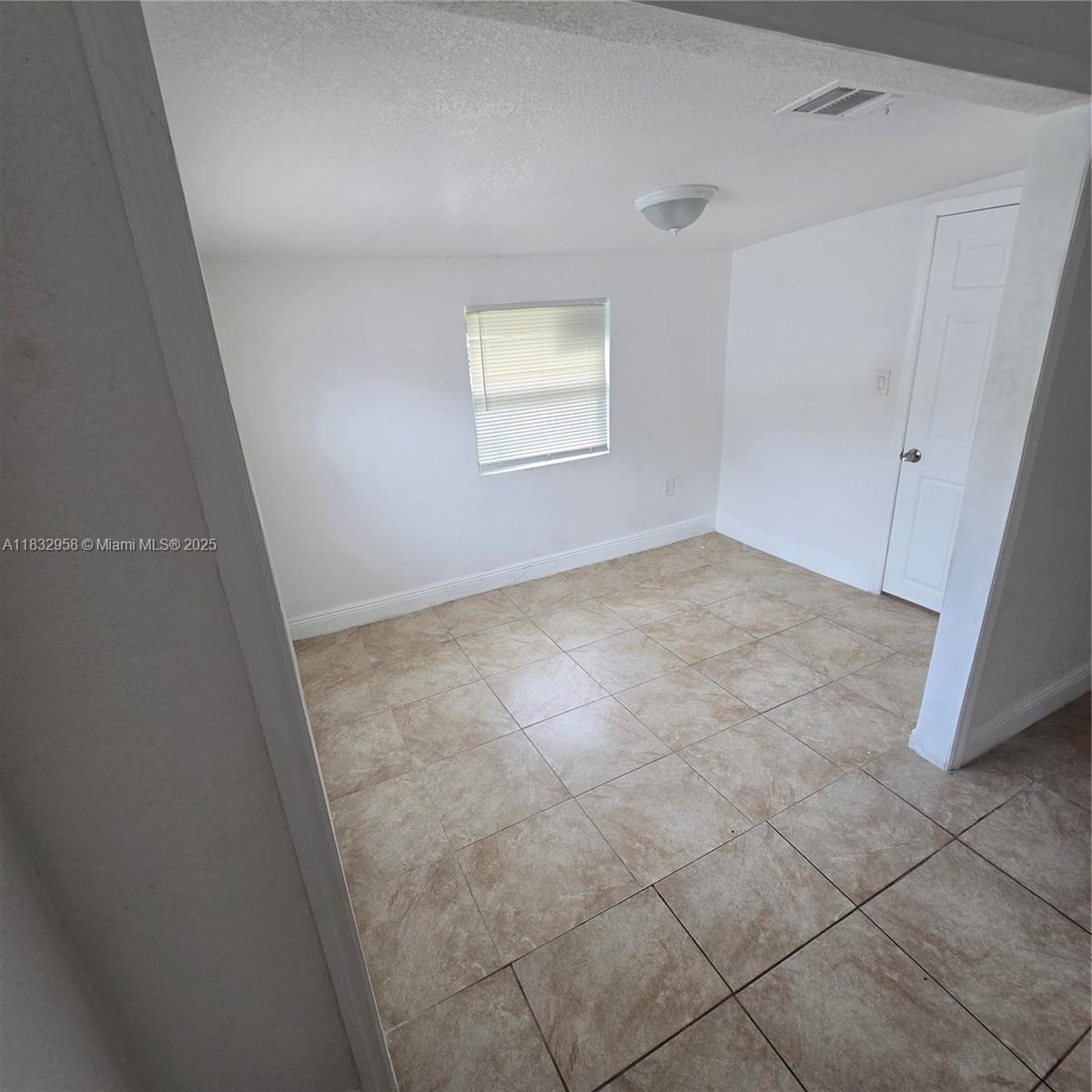 156 NE 78th St 156